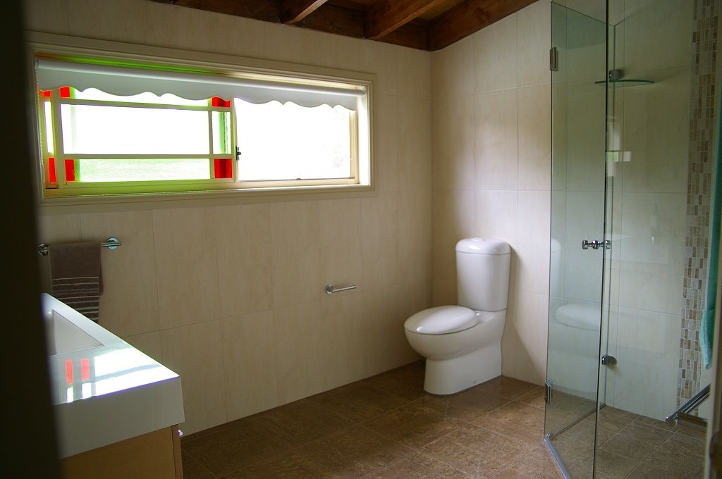 Ensuite Renovation - Claremont Meadows 